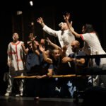 Artistes réunis sur scène dans le spectacle Déséquilibré – Compagnie Authentik
